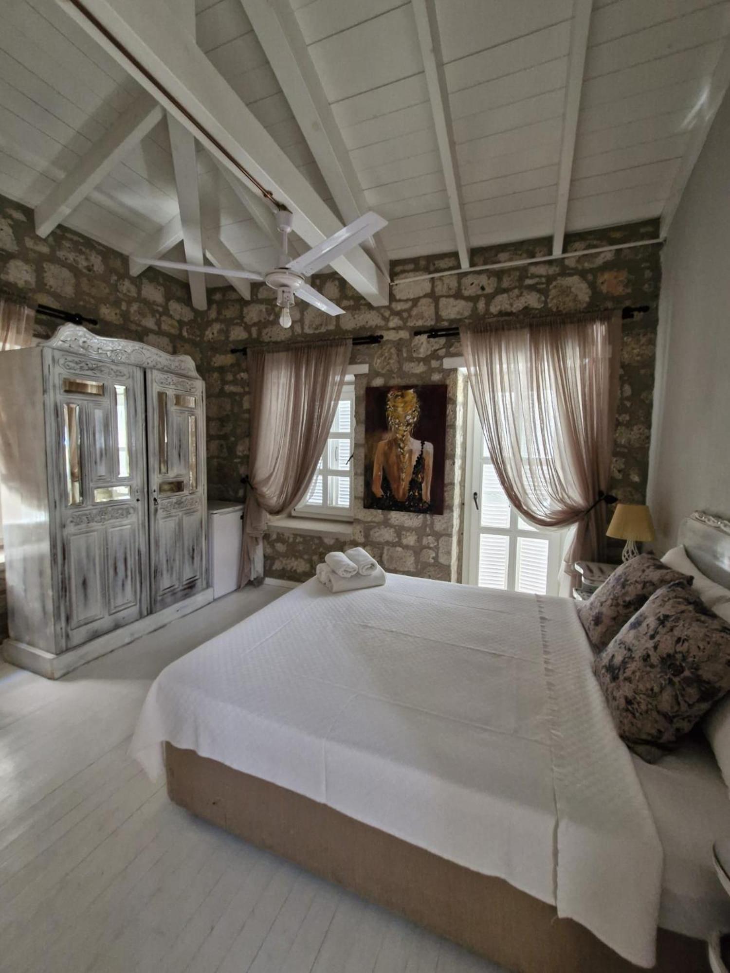 Simira Hotel Alaçatı Buitenkant foto